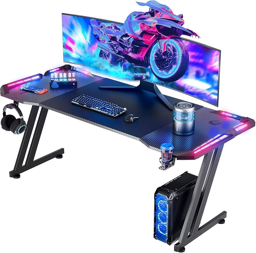Carbon fiber texture desktop, thickness is 15 mm 2. Including the headphone hook, cup holder, mouse pad 80*40. 3. There have RGB magic light beside the panel.